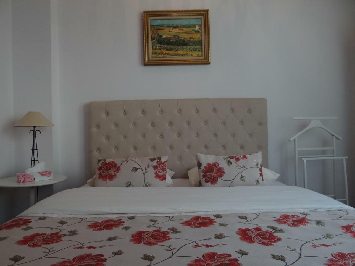 Villa Colonna Appartements Маноск Экстерьер фото